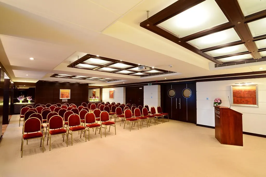 Raouche Arjaan by Rotana Aparthotel Beiroet 4*,  Libanon