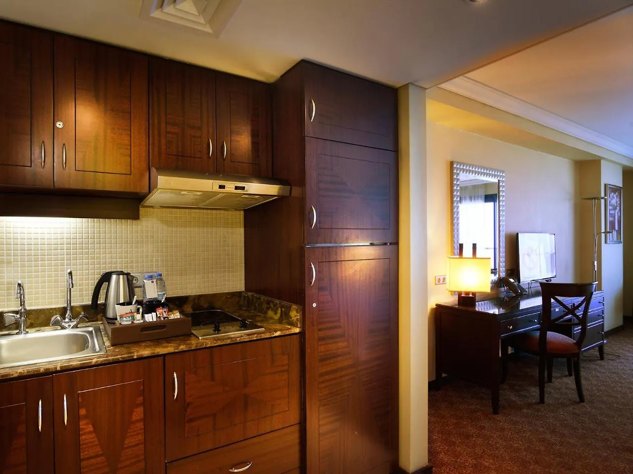 Raouche Arjaan By Rotana Lejlighedshotel Beirut