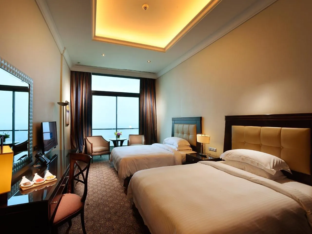Raouche Arjaan By Rotana Aparthotel Beirut